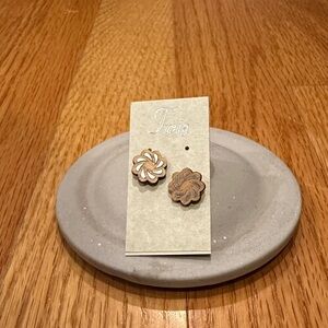 Twigs Floral Earrings